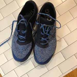 UnderArmour men's Bandit 2 running sneaker navy size 11